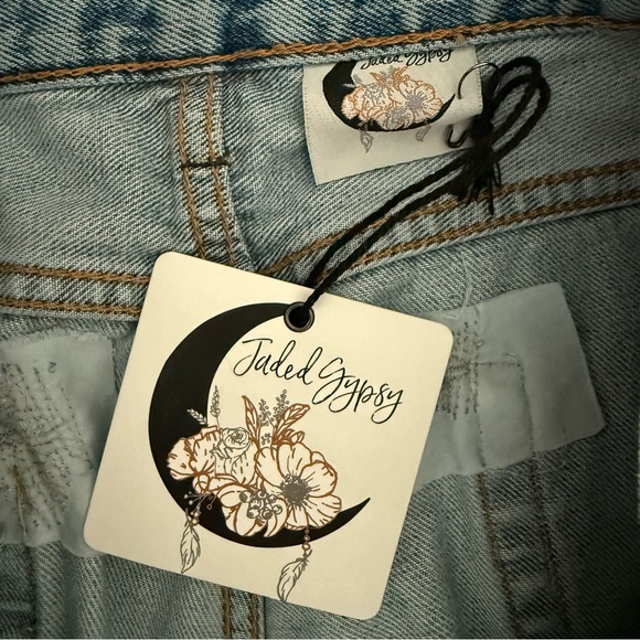 Jaded Gypsy Upcycled Pocket Patchwork Denim Jeans - Picture 5 of 6